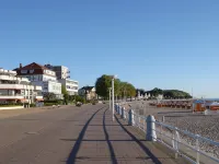 Apartment Seaside, Sea View, Parking Space, Wlan, Elevator, 2 Balconies, Family-Friendly