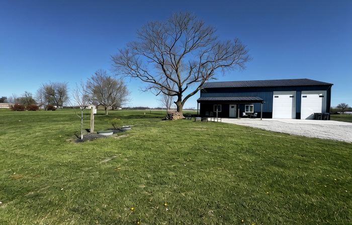New Rustic Retreat, Firepit & Games, Hiking,Boating & Fishing near Lake Rathbun