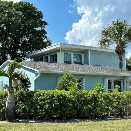 SOUTH BEACH's Closest Home • AQUA COTTAGE • Comfy Cozy Fun Seaside Vero Beach