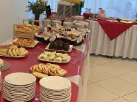 Hotel Bhs - breakfast