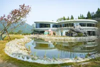 Three Gorges giraffe Park's Hotel - Breakfast