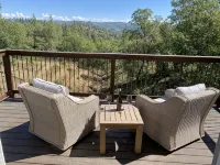Ultimate Group Getaway: Swimming Pool, Game Room, Bocce & Mountain Views! - balcony