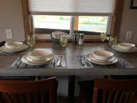 River Rest Luxury Cabin - The Beaverhead. Beautiful River and Mountain Views!!! - 샬레 호텔