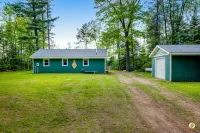 Lured Den - Private Lakefront Cottage - Hot Tub! - Alphydda