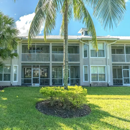 NEW Luxury 2 BR plus den in Greenlinks Condo totally remodeled!