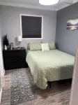 Whispering Pines - a Charming 2-bedroom cabin with WiFi, AC in serene Pipestem
