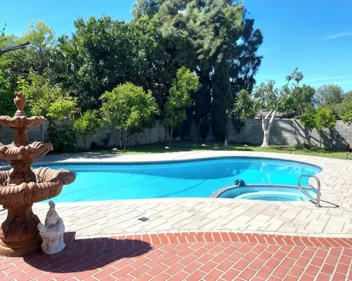 Comfy & Inviting Poolside Casita Near Bike Path Hotels in Reseda