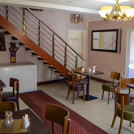 Triple Palms Bed and Breakfast