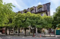 Moretel  Hotel - Homestays