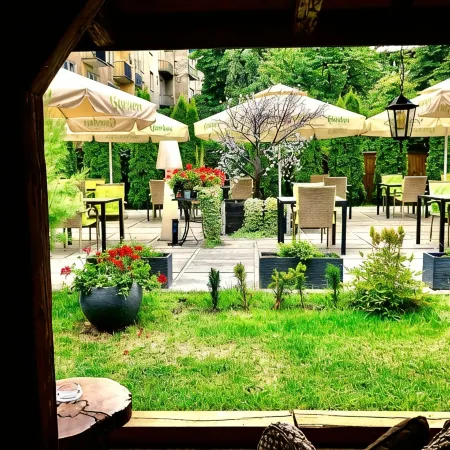 Art & Garden Residence Отели рядом с достопримечательностью «Лобзув»