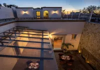 Hotel Meson de Sara - Airport Shuttle