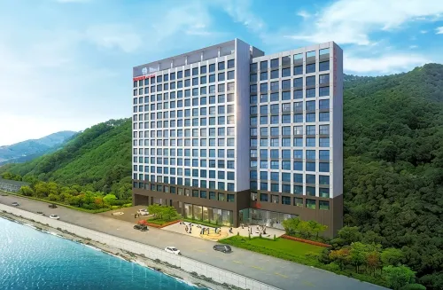 Ramada By Wyndham Ulleung - Parkplatz