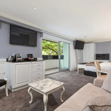 Canberra Rex Hotel