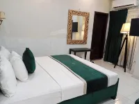 Bnb Royal Galaxy Family Hotel Hotels near Karachi Airport