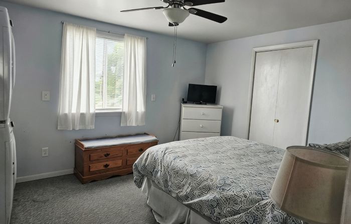 One Bedroom Loft Apartment - five minutes to Crystal Mt resort * Pet friendly