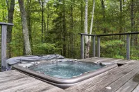 Modern Cabin - Private Mountaintop Location, Hot Tub, Outdoor Shower, Fireplace