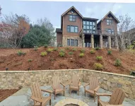 Luxurious Retreat in Bright's Creek near Lake Lure, Tryon, Hendersonville - 5-Star