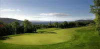 Luxury Golf Retreat - Unlimited Golf for 4 - 4-Star