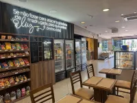 Florida Mall & Suites - breakfast