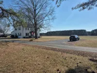 The Farm House at Hunting Creek - 4-Star