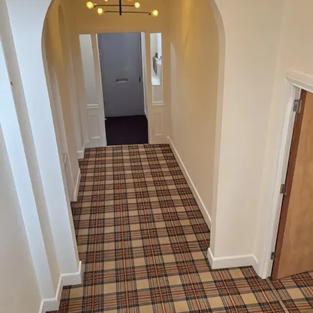 Super Nova Self-Service Hotel Отели рядом с достопримечательностью «Старое здание ратуши»