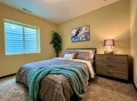 Modern Family Home in Rapid City – Perfect for Your Black Hills Adventure! - Bintang 2