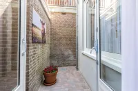 The old warehouse: a completely renovated apartment in the center of Leiden