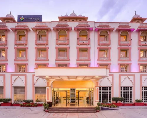 Club Mahindra Jaipur Hotels near Gaitor