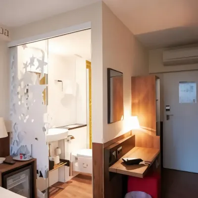 Hotel Europa Life Отели рядом с достопримечательностью «Гутлёйтфиртель»