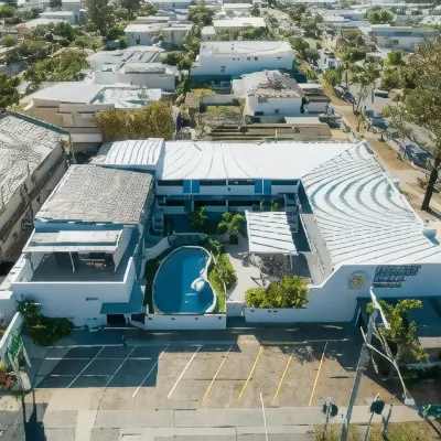 Montego Mermaid Beach Motel Hotels near Burleigh Pavilion