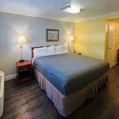 Van Ness Inn Rooms