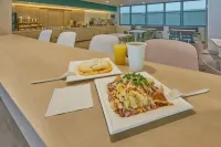 City Express by Marriott Cancun Aeropuerto