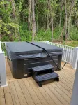 RiverView Cabin 2 Bedroom/1 Bath, Deck w/Hot Tub & Beautiful View/Fire Pit/Grill