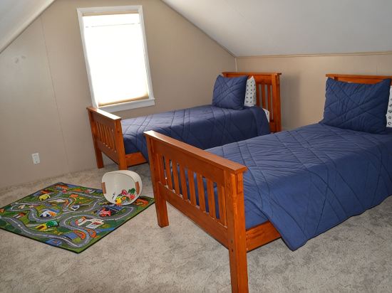 Charming 2-Bedroom house along city trail 1 mile from Mayo Clinic and downtown.