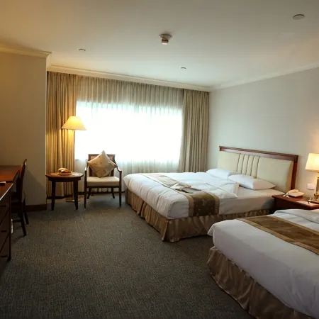 Evergreen Laurel Hotel