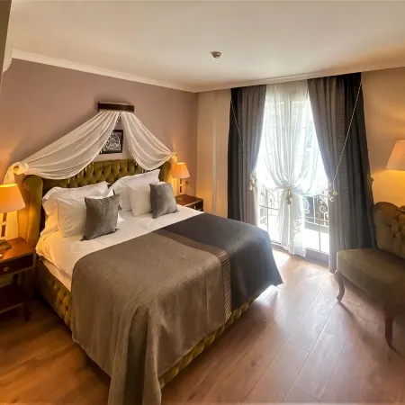 Saint John Hotel
