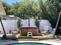 Clearwater Vacation Paradise Home Pool & Hot Tub, Outside Bar- TV, Pets welcome - 3 estrellas