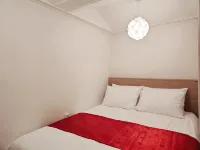 Seoul Seochon Sarangbang Hanok Pension - เพนชั่น