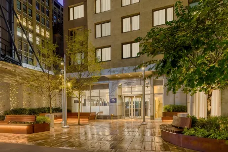 Double Tree by Hilton New York Times Square South