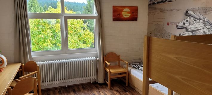 Perfect family holiday in the mountain forest: pool, sauna and fantastic views Hotels in Straubing-Bogen
