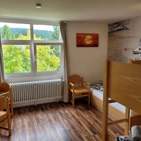 Perfect family holiday in the mountain forest: pool, sauna and fantastic views