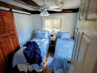 Elegant bay view stay. Hotele w: Fairhaven