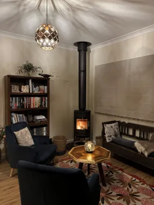 Nellie’s Cottage - delightful boutique mountains cottage - บ้านพักหลังเล็ก