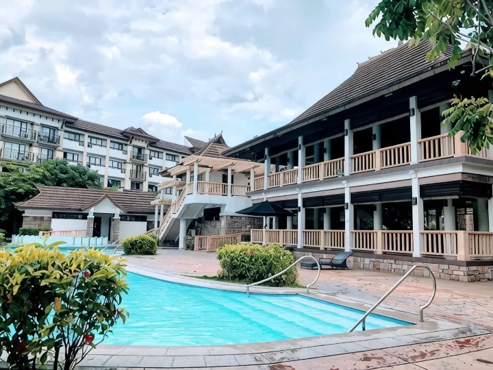 1 Bedroom Deluxe Condo at Apartelle d' Oasis