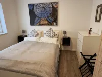 Golden Delicious Barrier-free vacation home Carport Terrace Netflix Free WIFI 梅彭住宿飯店