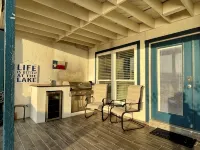Linda's Lake House Waterfront on Lake Conroe