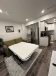 Juanu’s Cozy Cove - Walkout Basement SuiteFamily Friendly15mins from Airport