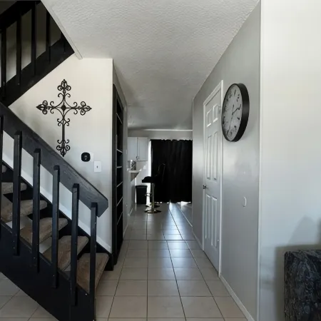 Charming 2-bedroom townhome with AC, WiFi in enchanting Aurora