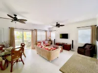 Villa Diez, Pool & Boat Charters - 3-Star