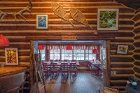 Storm Mountain Lodge & Cabins - breakfast